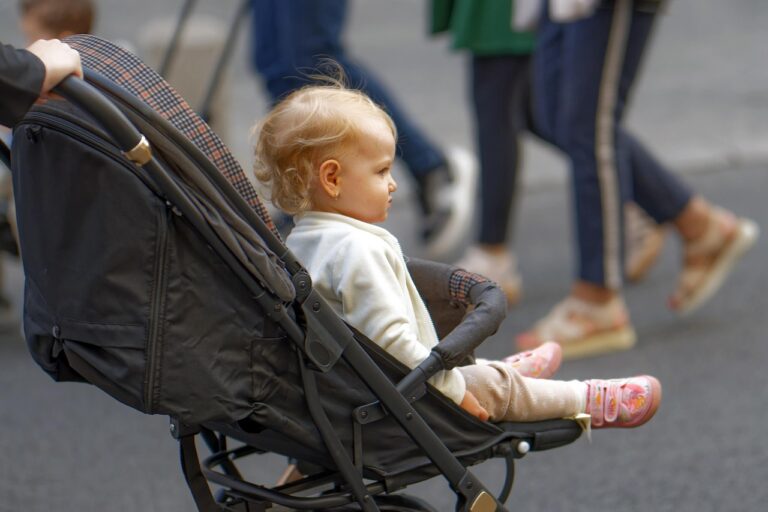 melhores carrinhos de bebe compactos