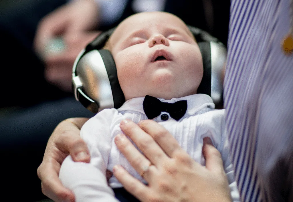 Cuidados com a audição do bebé guia completo para pais